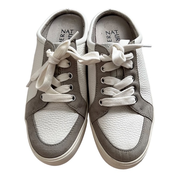 Naturalizer Women’s Slip-on Shoes Adria White Leather Tan Suede Casual Size 7.5 - Picture 2 of 8